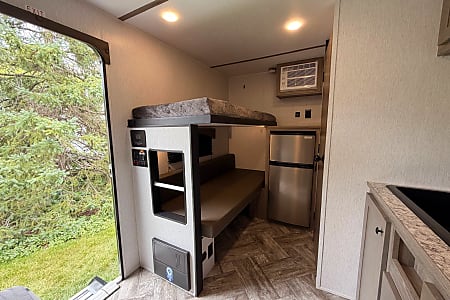 Travel trailer