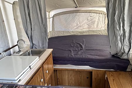 Folding trailer