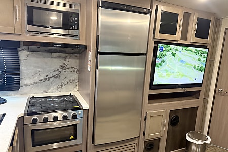 Travel trailer