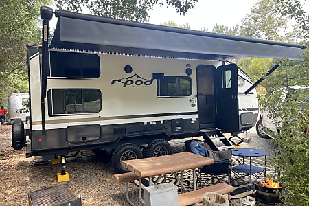 Travel trailer