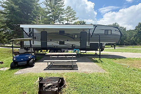 Toy hauler