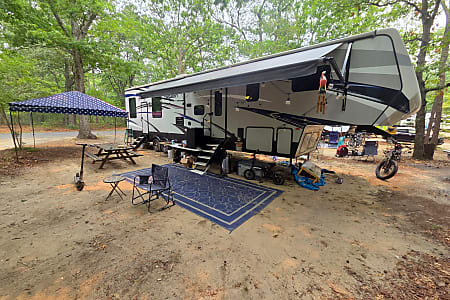 Fifth-wheel
