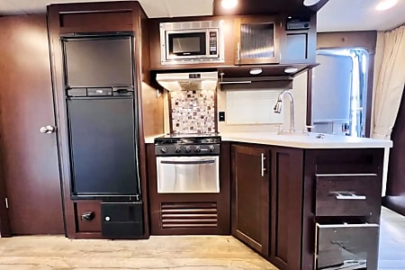 Travel trailer