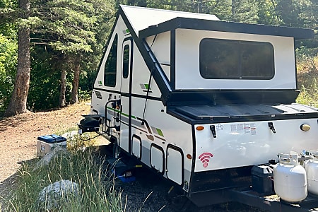 Folding trailer