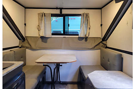 Folding trailer