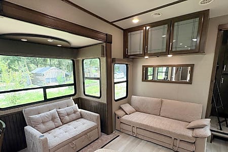 Fifth-wheel
