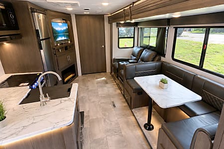 Travel trailer