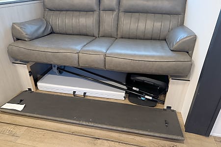 Travel trailer