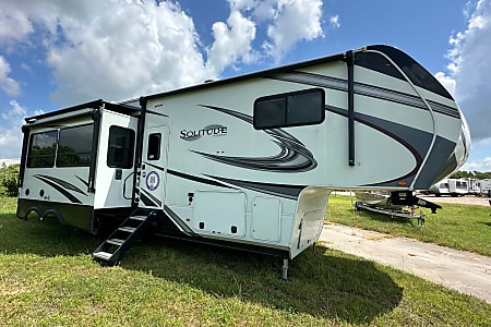 Fifth-wheel