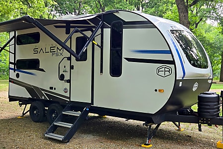 Toy hauler