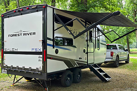 Toy hauler