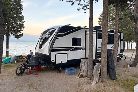 Travel trailer