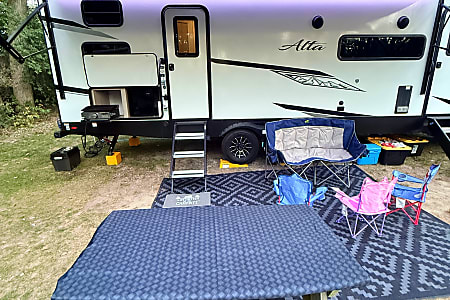 Travel trailer