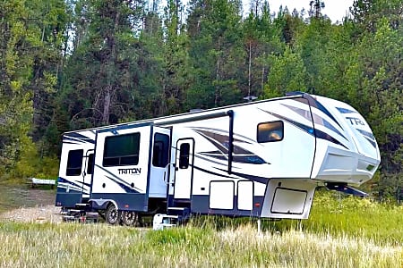 Toy hauler