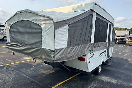 Folding trailer