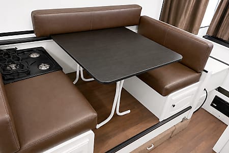 Folding trailer