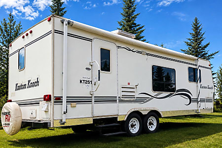 Travel trailer