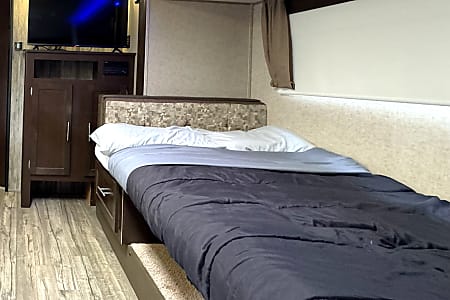 Travel trailer