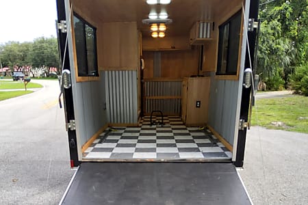 Toy hauler