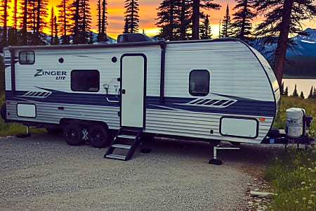 Travel trailer