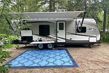 Travel trailer