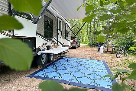 Travel trailer