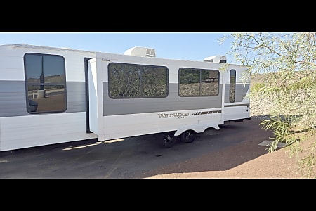 Travel trailer