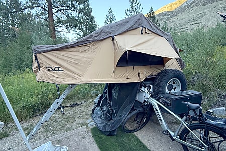 Folding trailer