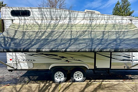 Toy hauler