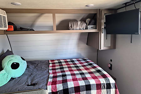 Travel trailer