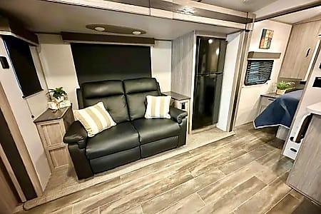 Travel trailer