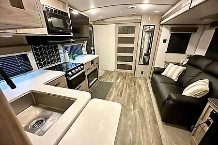 Travel trailer