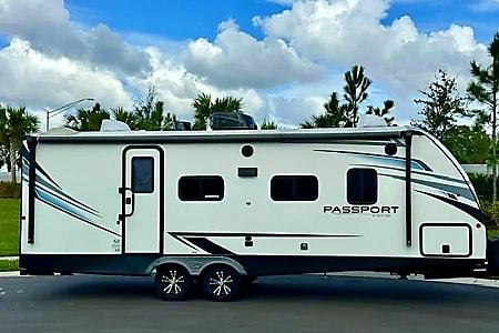 Travel trailer