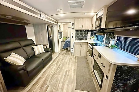 Travel trailer