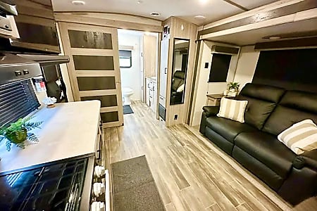 Travel trailer