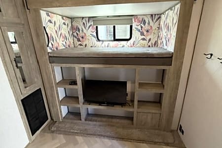Fifth-wheel