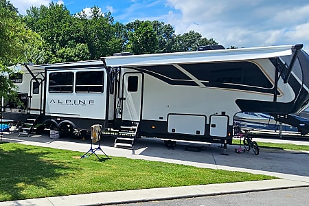 Fifth-wheel