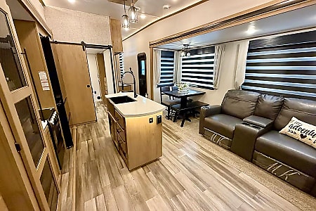 Fifth-wheel