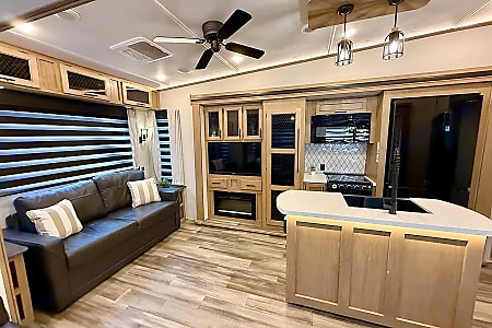 Fifth-wheel