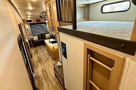 Fifth-wheel