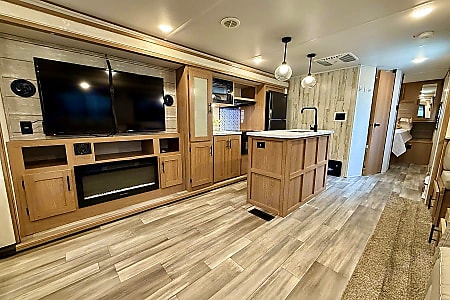 Travel trailer