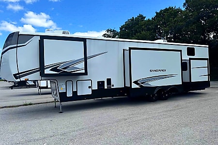 Fifth-wheel