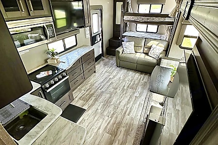 Fifth-wheel