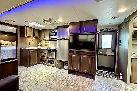 Travel trailer