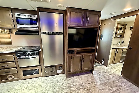 Travel trailer