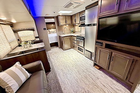 Travel trailer