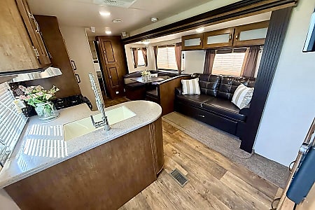 Travel trailer