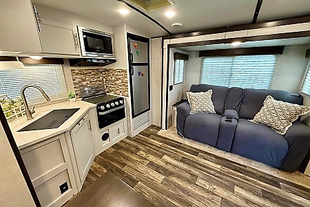 Travel trailer