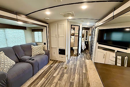 Travel trailer