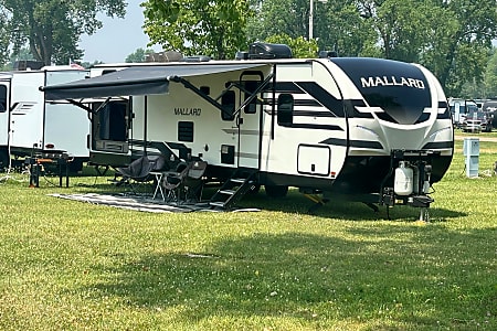 Travel trailer
